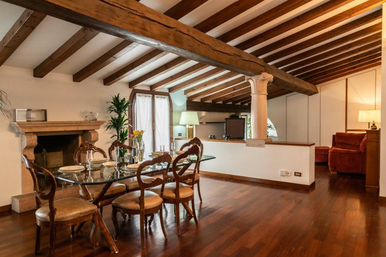Domus Verona - Magnifiche Residenze San Fermo Екстериор снимка